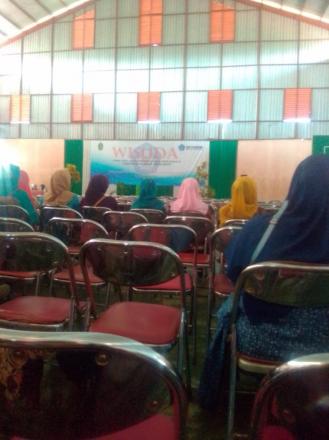 WISUDA SMP N 2 PUNDONG DI GOR DESA SRIHARDONO